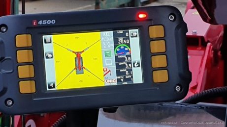 ovladaci-panel_UNIC URW 506-3